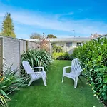 Perfectly Cosy Riccarton 2Br Abode