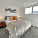 Perfectly Cosy Riccarton 2Br Abode