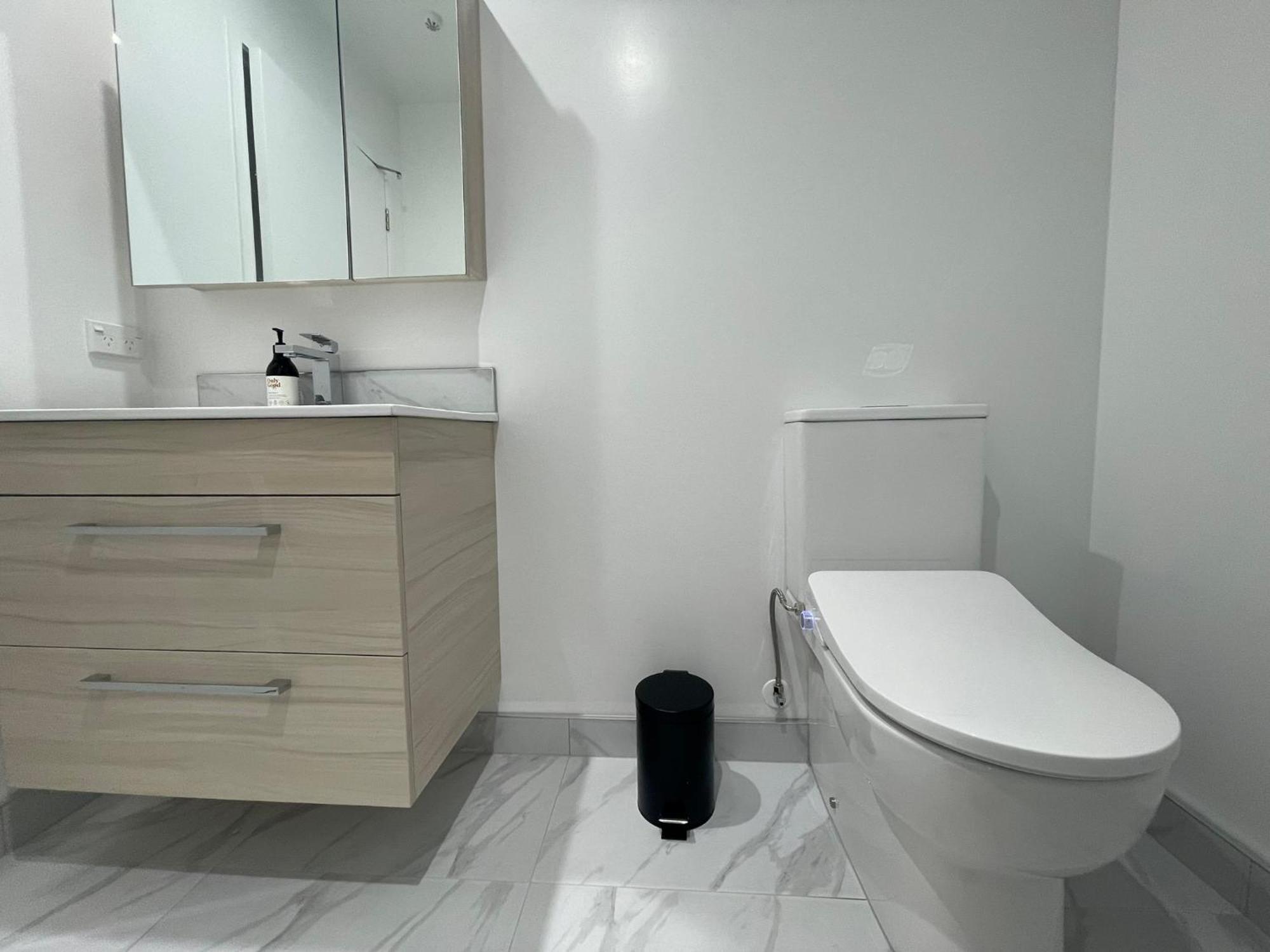 Luxury Cbd 2 Bed Near Riverside Market Free Parking! Apartment