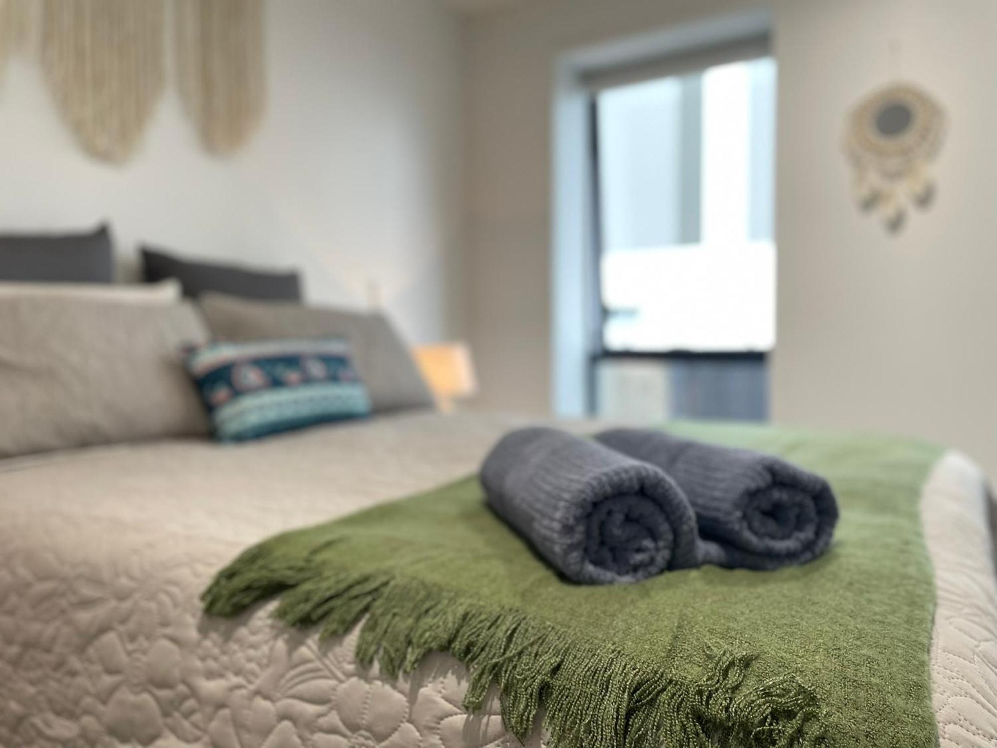 Apartment Luxury Cbd 2 Bed Near Riverside Market Free Parking!