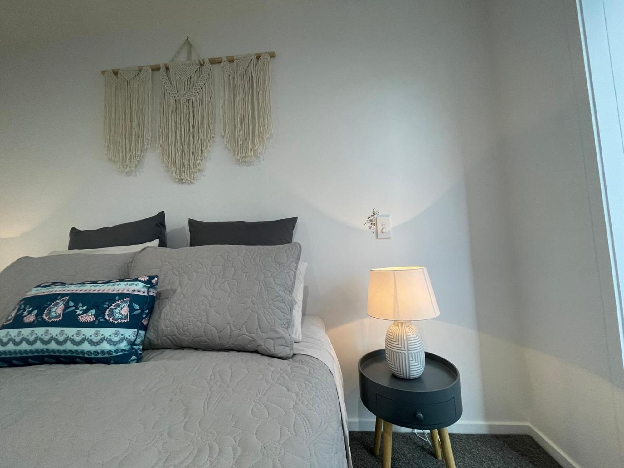 Luxury Cbd 2 Bed Near Riverside Market Free Parking! Apartment
