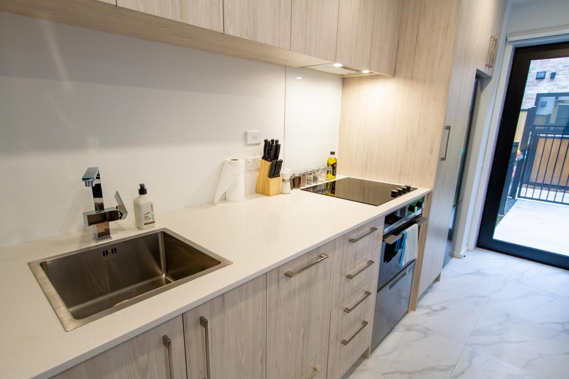 A Touch Of Luxury In Chch Cbd * Christchurch