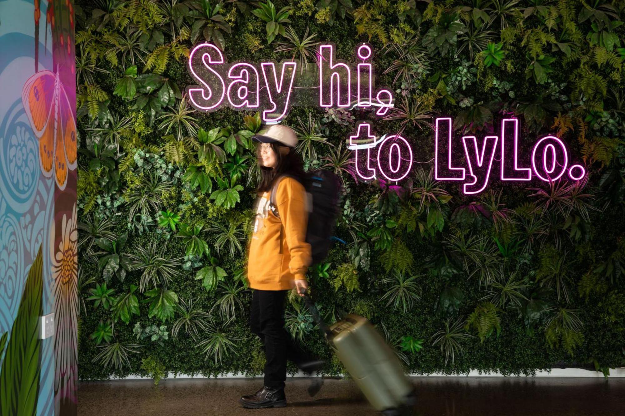 Hostel Lylo Airport