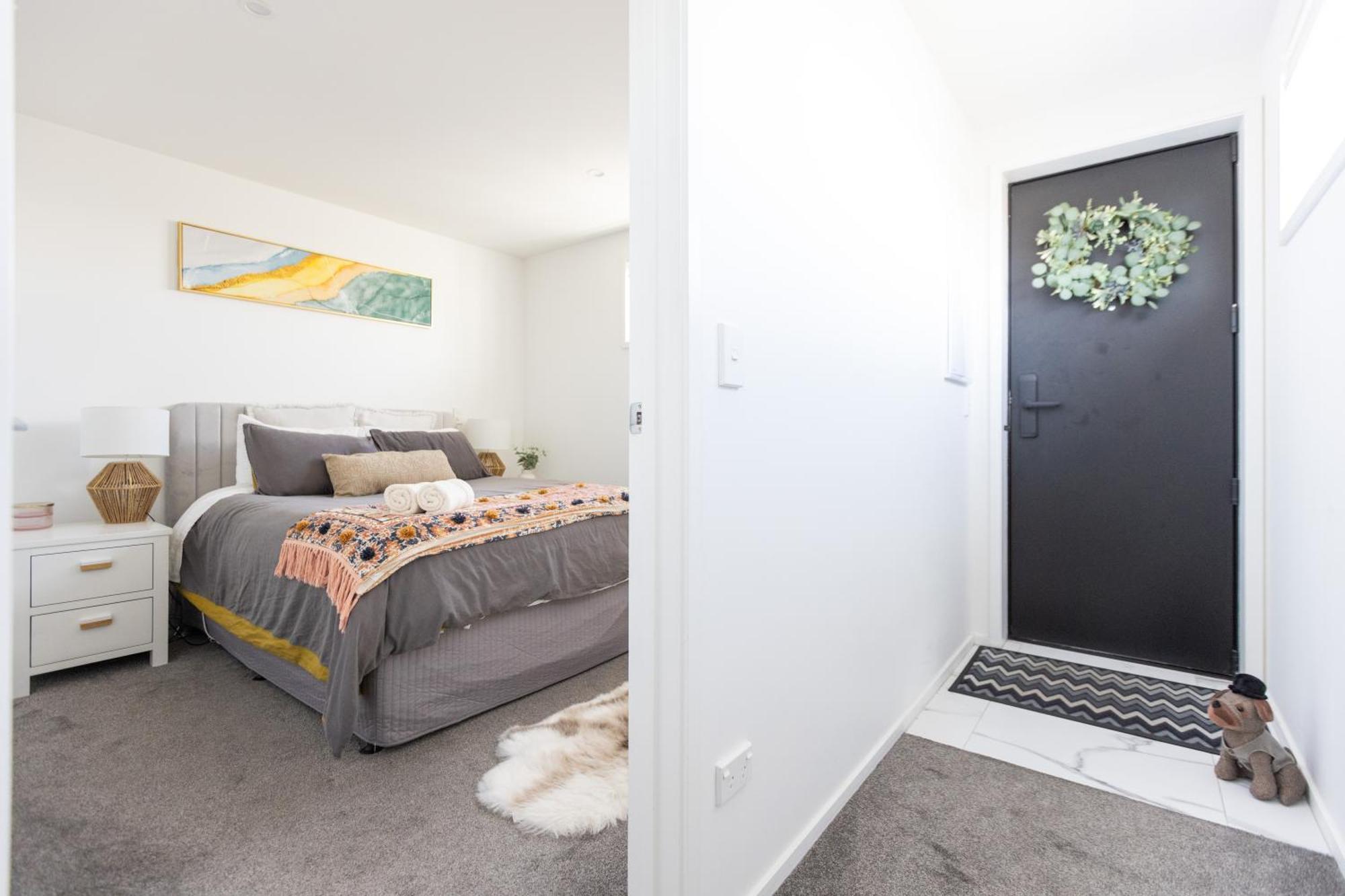 Luxury 1 Bed In Cbd Apartment Christchurch