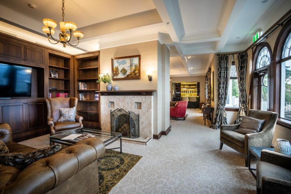 Hackthorne Gardens Luxury Christchurch