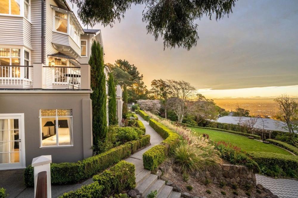 Hackthorne Gardens Luxury
