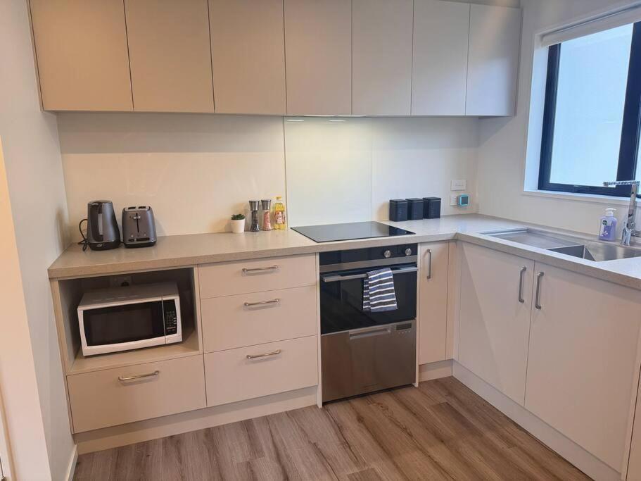 Apartment Cbd Luxury Parkside Living 2 Bedroom With Parking Christchurch