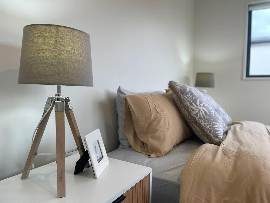 Apartment Cbd Luxury Parkside Living 2 Bedroom With Parking
