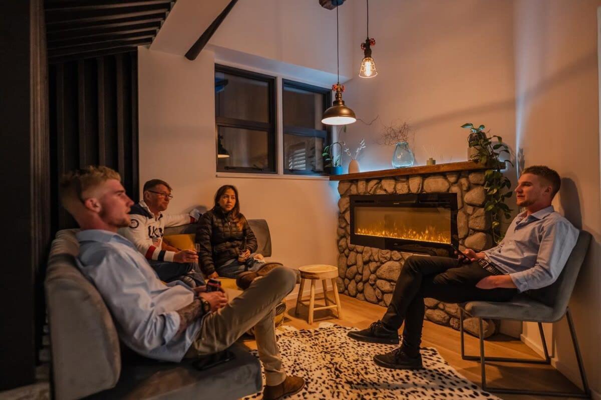 Apartment Loft - Sleeps 10
