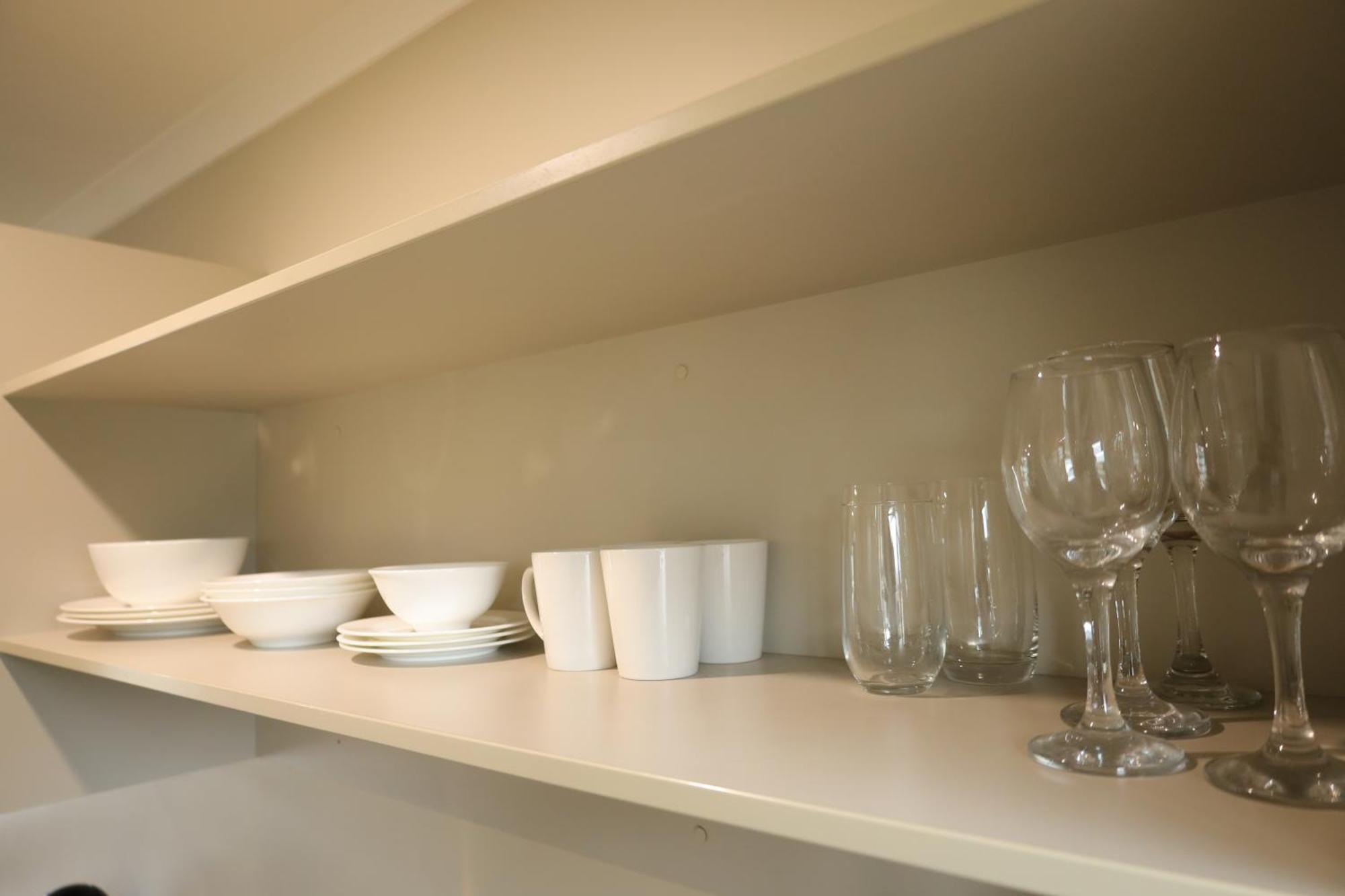 Tower Junction Motor Lodge: With Free Railway Shuttle Motel 4*