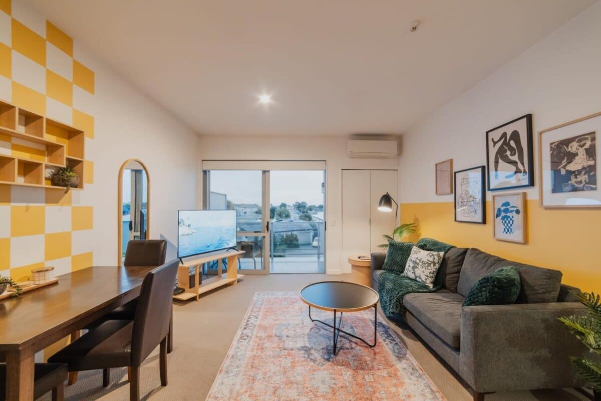 Linwood Luxe Your Elegant 1br Oasis On Cashel Apartment *