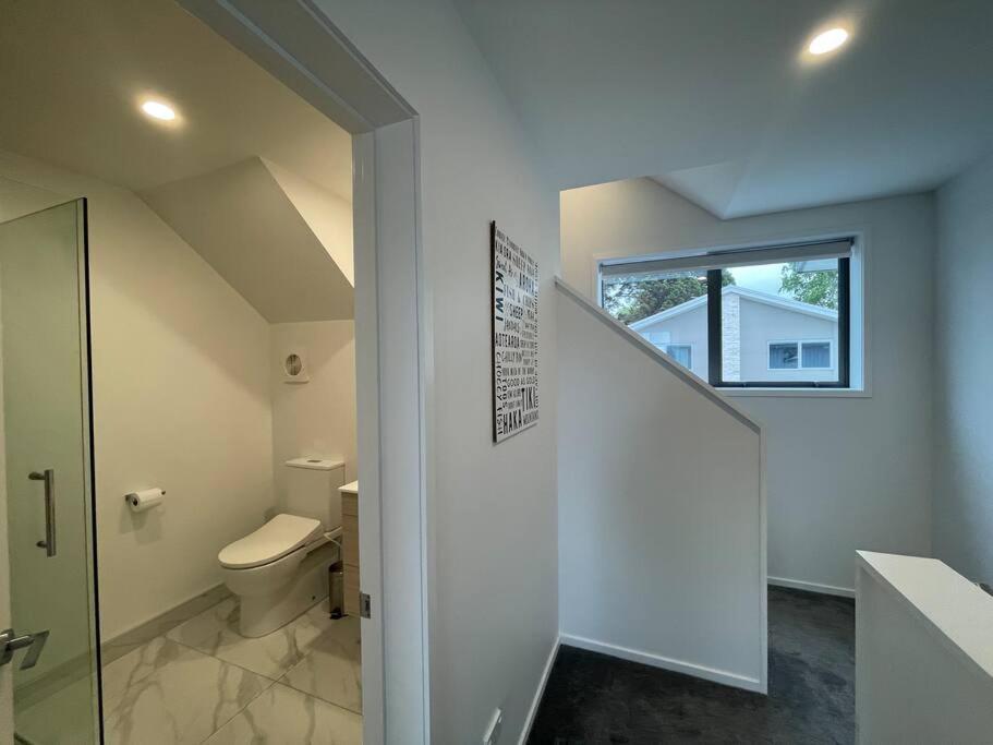 Parkside Retreat - 3 Beds -sleeps 6 Near Westfield *