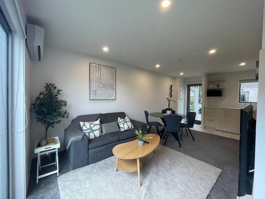 Parkside Retreat - 3 Beds -sleeps 6 Near Westfield Christchurch