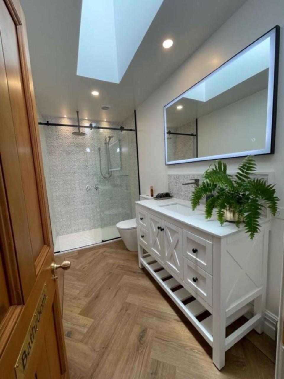 Plane Tree Bed & Breakfast Christchurch