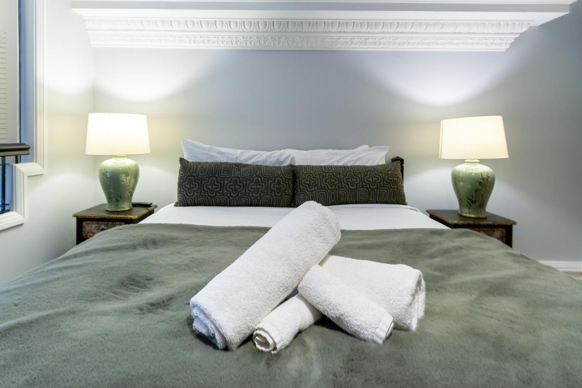 Apartment Cathedral Square 2 Bed Christchurch