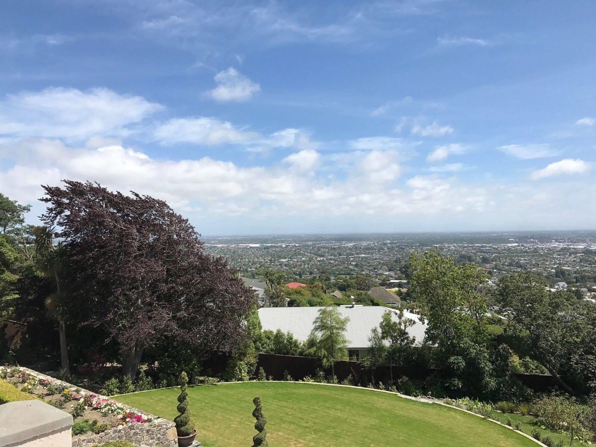 Hackthorne Gardens Luxury Hotel