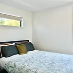Modern 3Br Escape 3 Private Baths Rare Garage Perfect For Groups