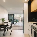 Luxury Cbd Apartment Free Parking