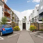 Handy Cbd Covered Free Parking Gym 2 Bdrm