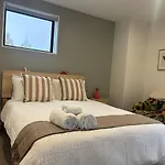 Heart Of The City Stay - With The Best Coffee!