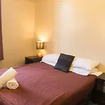Yha Christchurch Rolleston House