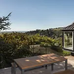 Black Beauty-Hilltop Paradise-House