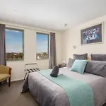 City Center 2Bdr Apartment With Views