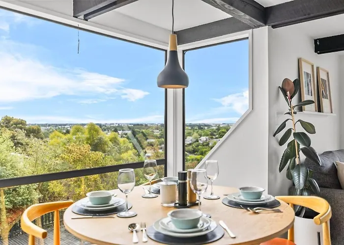 Private Architectural Cashmere Home - Sleeps 6