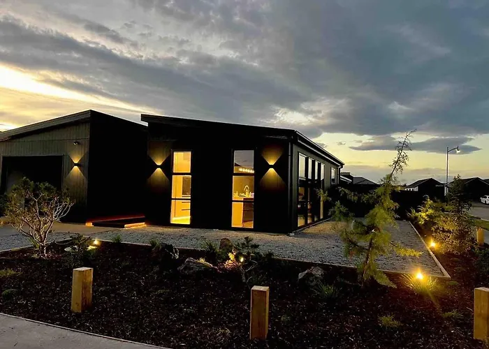 Tranquil New Home With Stunning Hill Views