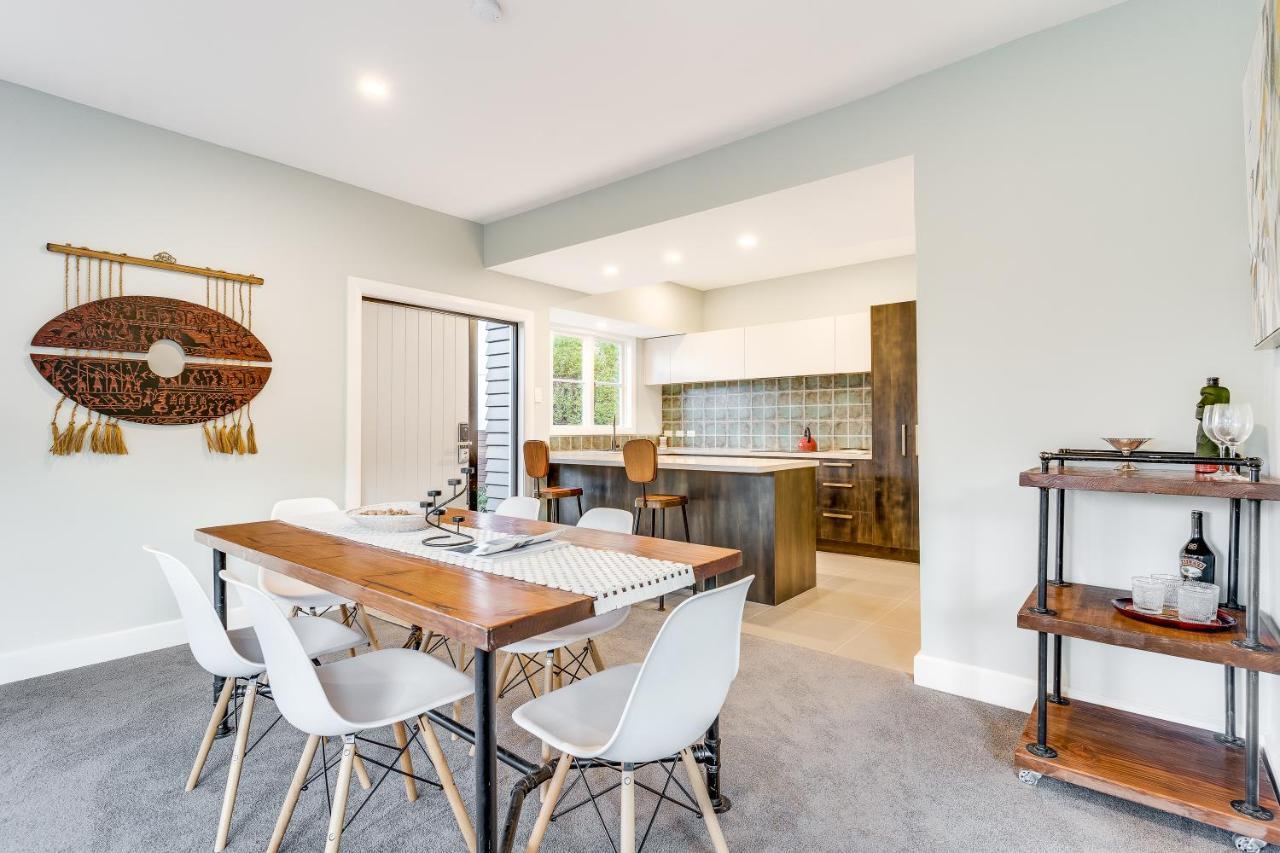 Holiday home Black Manse With Convenience Christchurch