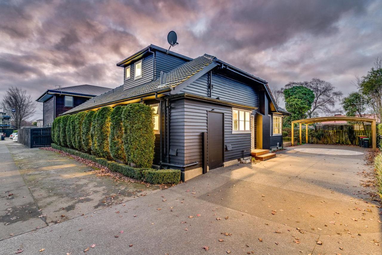 Holiday home Black Manse With Convenience *