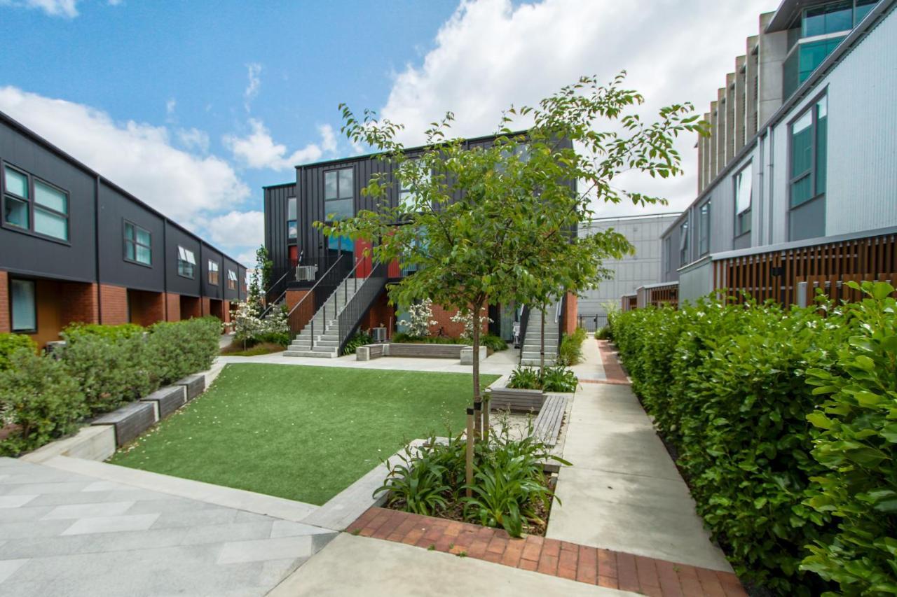 Peaceful 2 Bed Pad W/carpark * Christchurch