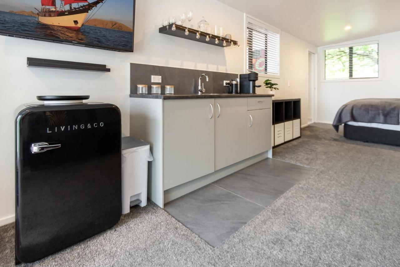 St Albans Gem Single Level Studio With Queen Bed
