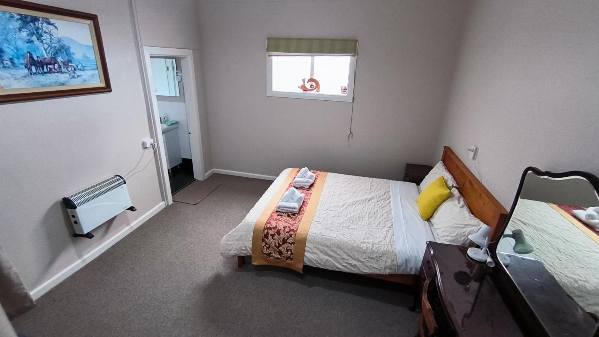 Villa 5 Large Bedroom Suitable For 10people Christchurch