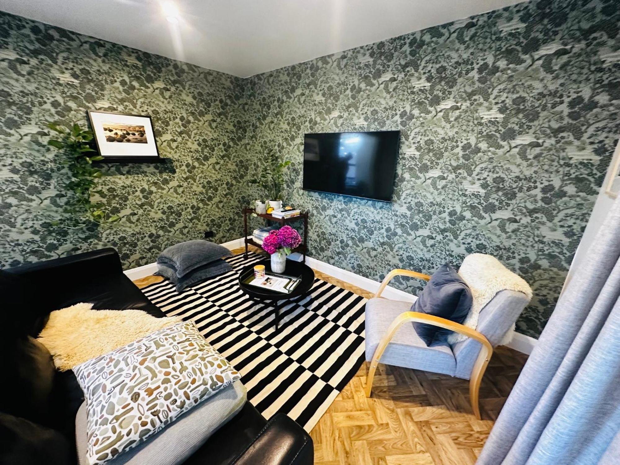 2 Bed Beckenham Beauty - Pet Friendly Christchurch
