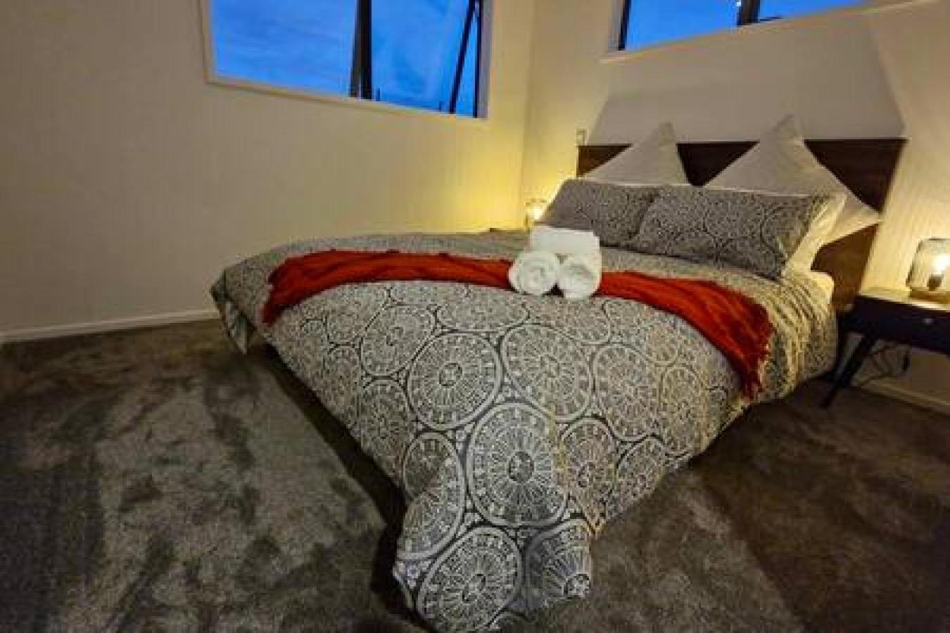 Lovely Brand New Holiday home Christchurch