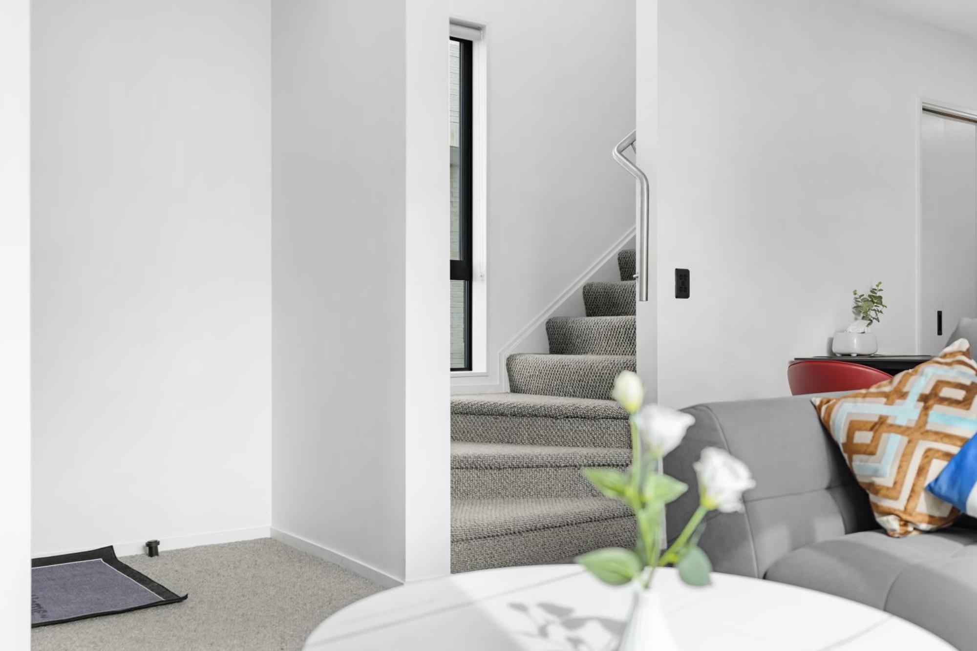 Deluxe Downtown 3 Bed 3 Bath *