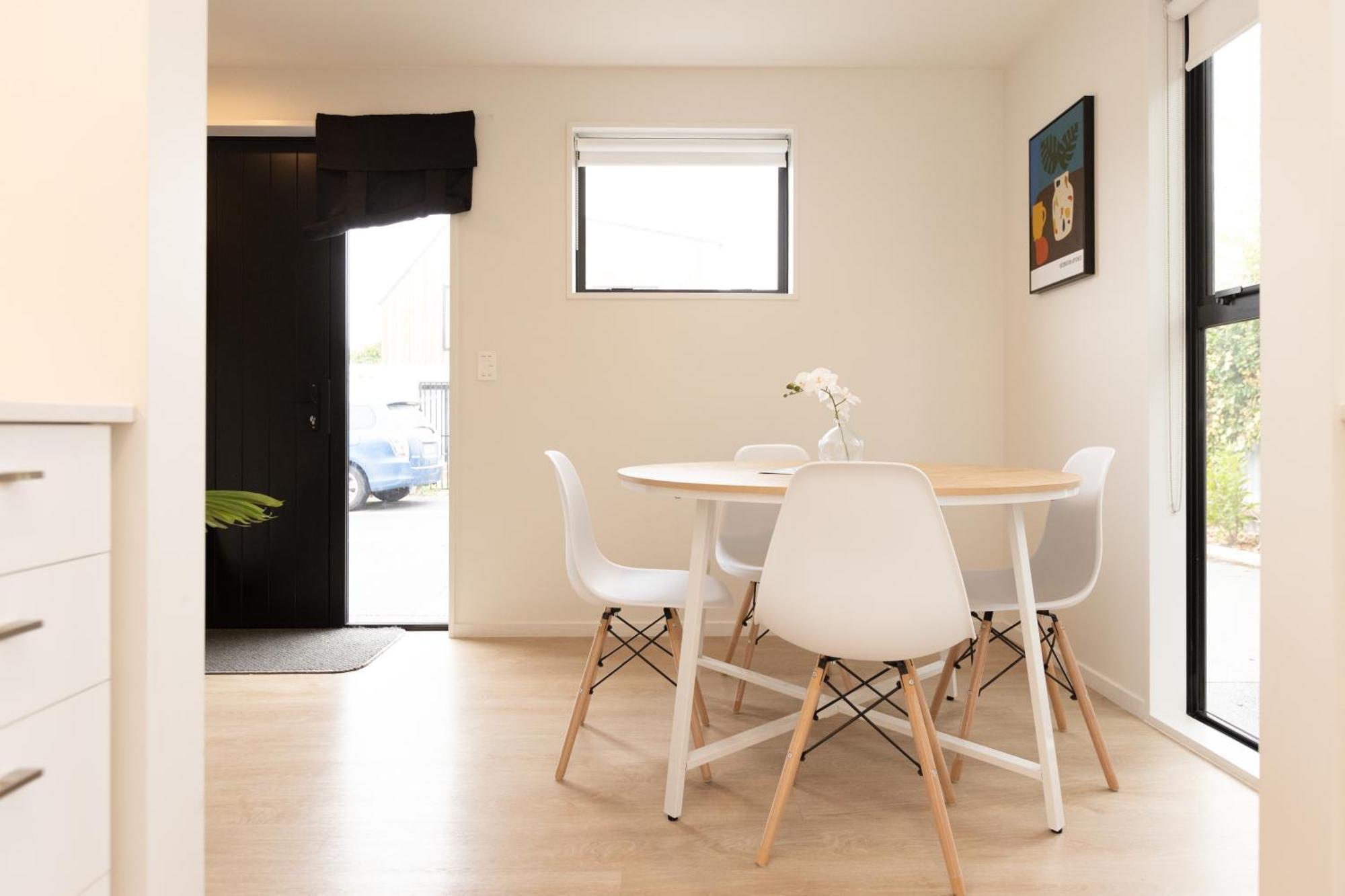 Addington Soho Two Bedroom Townhouse Apartment *
