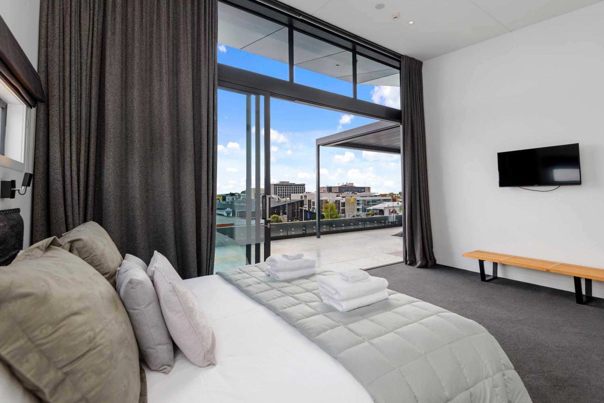 Apartment Penthouse In The *