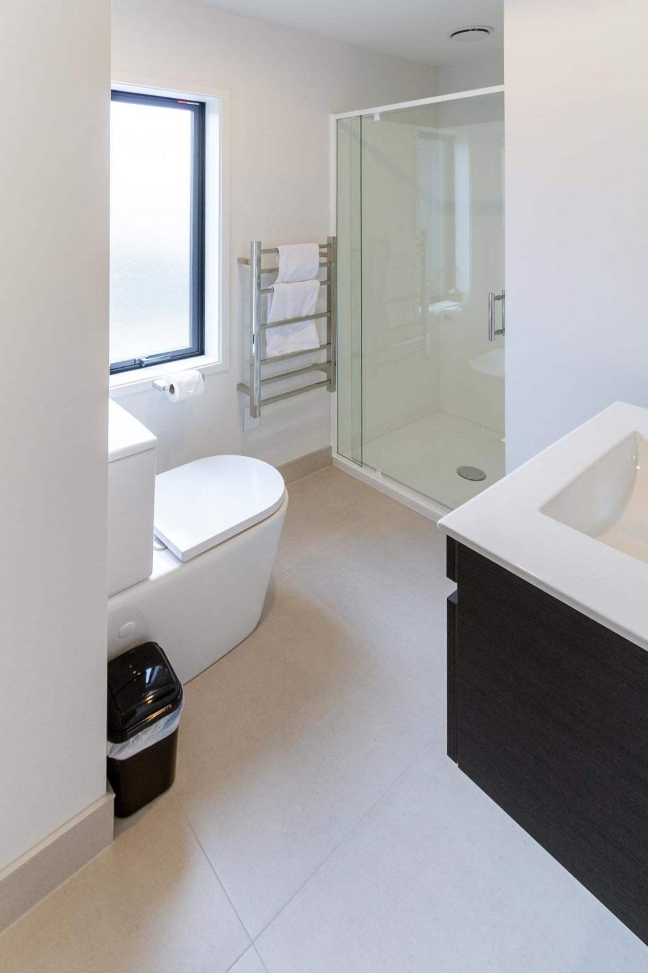 Lovely In Linwood: 2br Beauty Christchurch