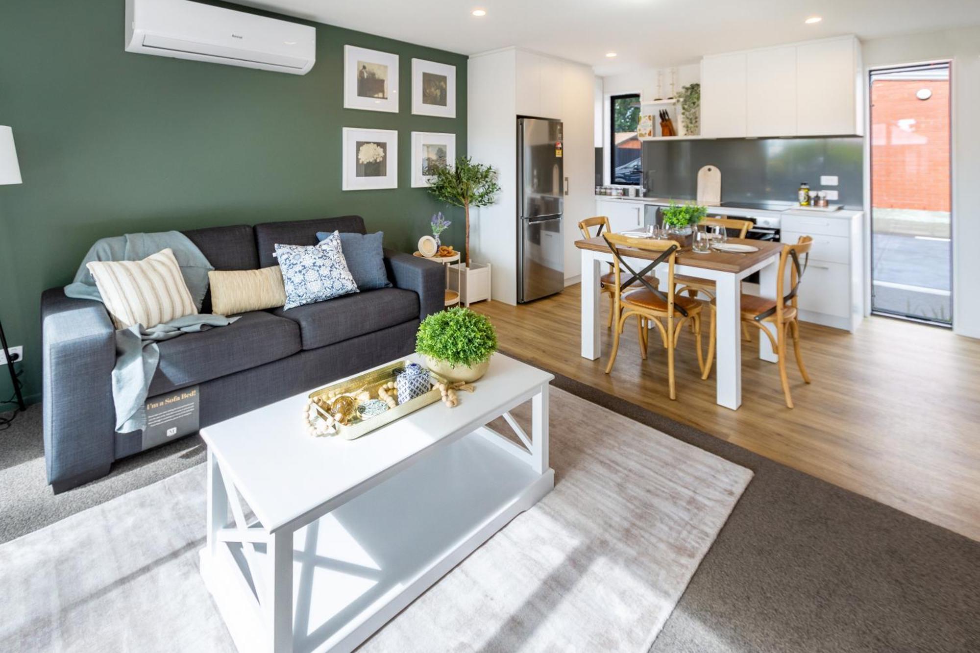 Lovely In Linwood: 2br Beauty