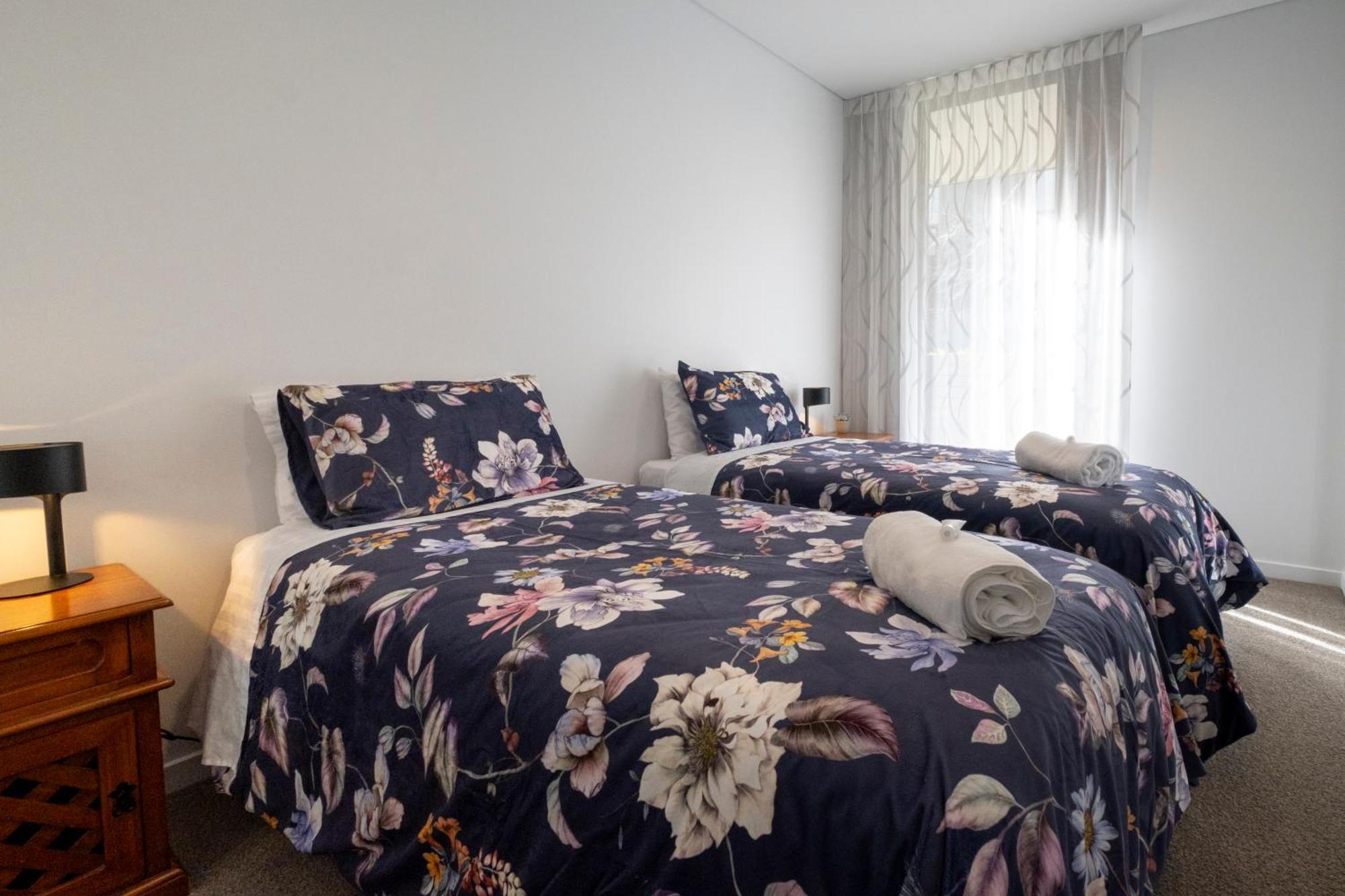 Apartment Modern, Ground Floor , Cbd, Free Parking, 2-3 Beds Christchurch