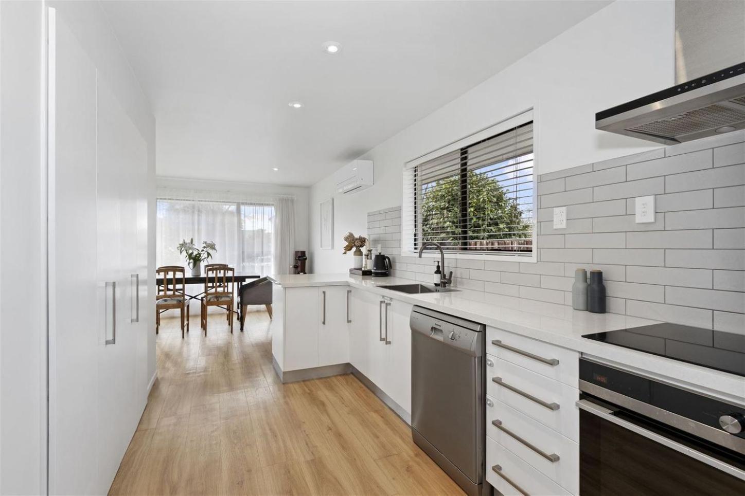 Spacious Near Airport