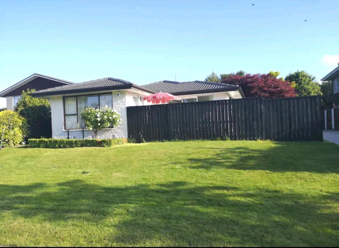 Guest house Spacious Near Airport