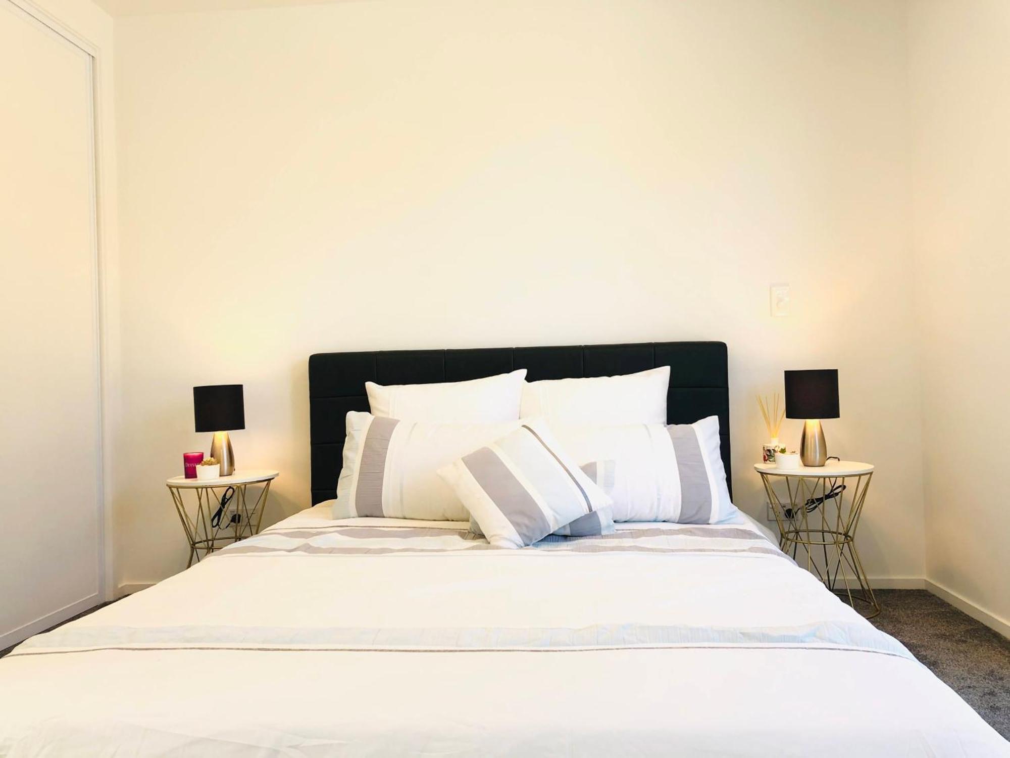 Apartment Location With Hagley Park View *