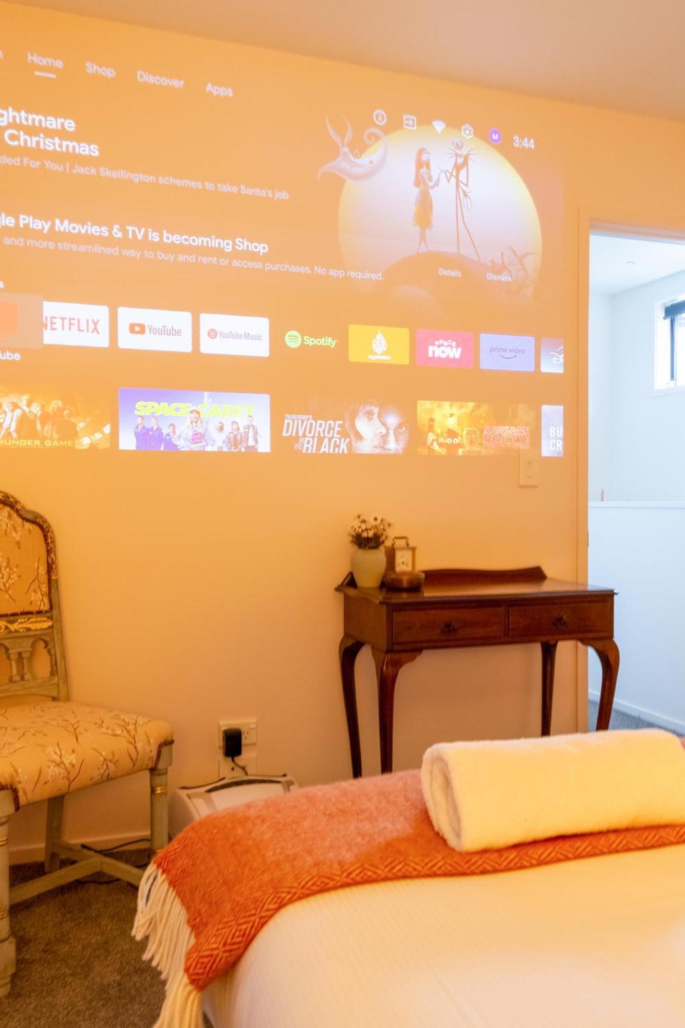 Apartment Your Charming And Cosy Urban Away From *