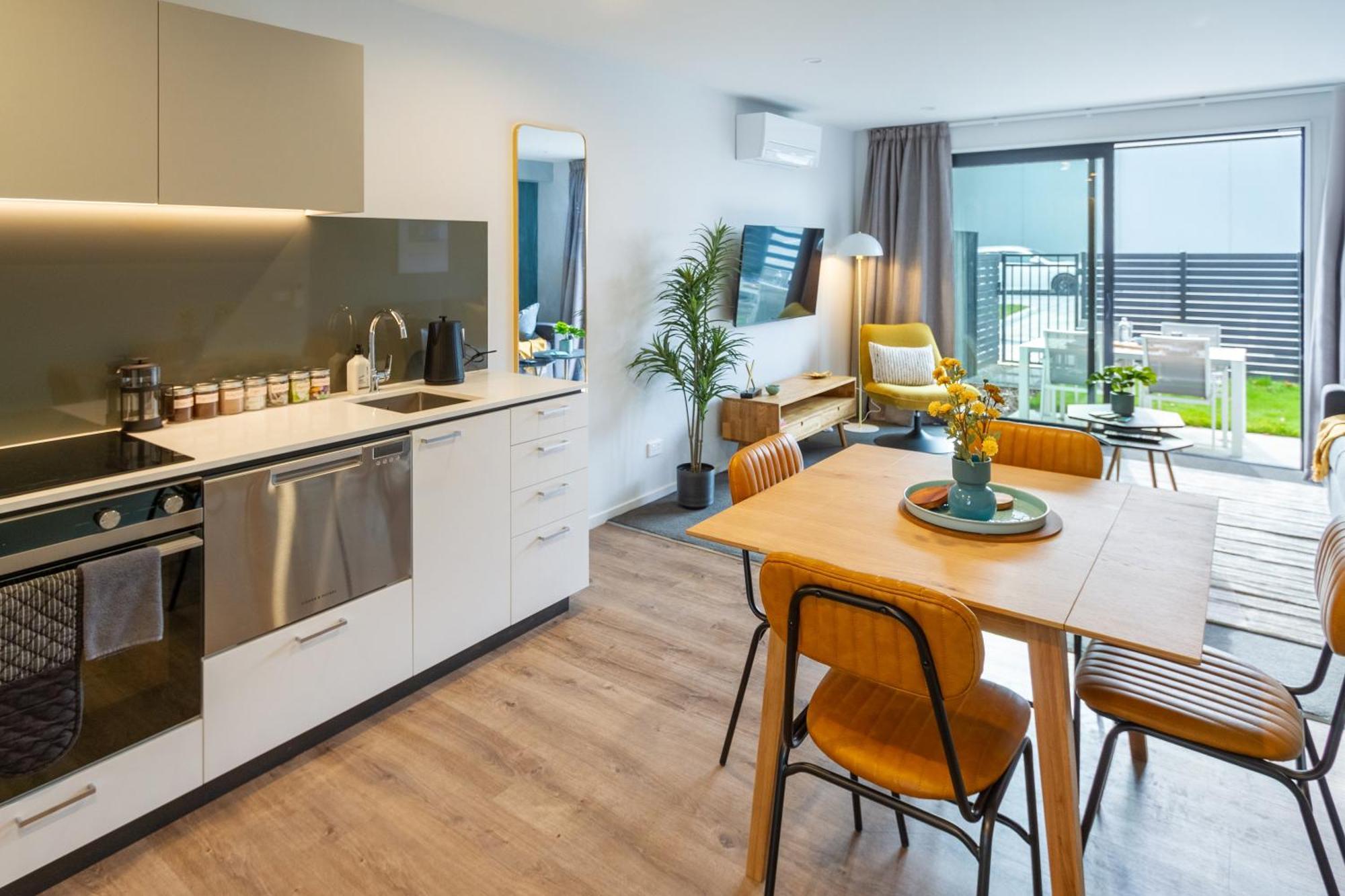 Serene 2 Bed Cbd Retreat Christchurch