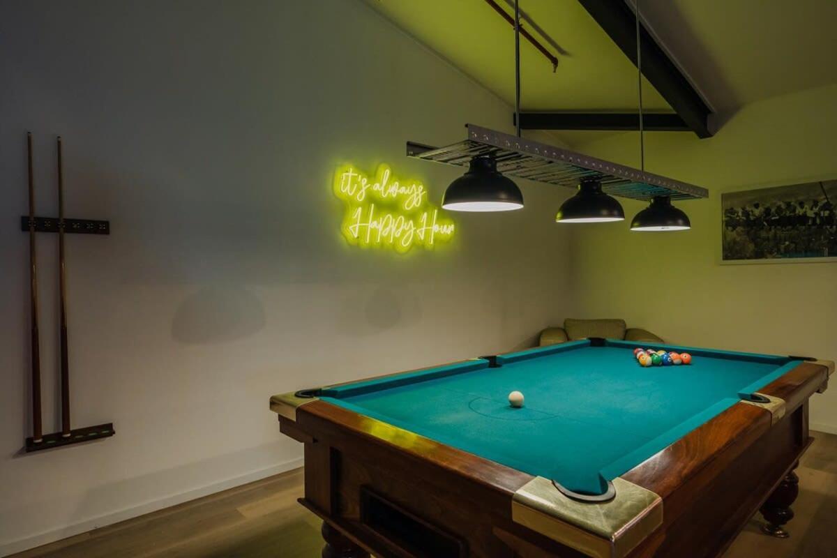 Apartment Loft - Sleeps 10 *
