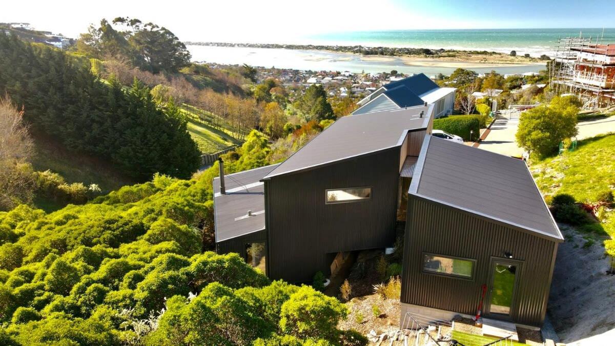 Holiday home Ocean Views At Rapanui Lodge- 4br Gem With Parking *