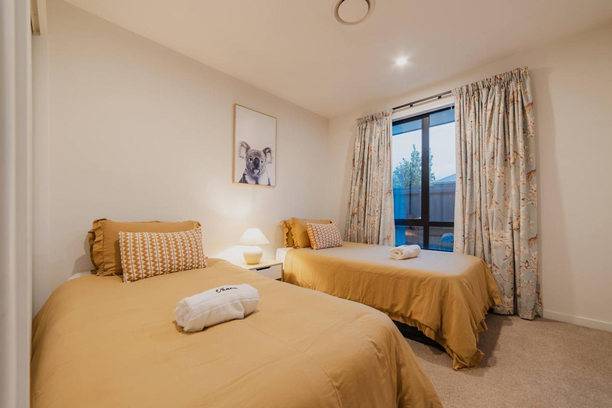 Sunlit Sanctuary With Private Patio In Wigram *